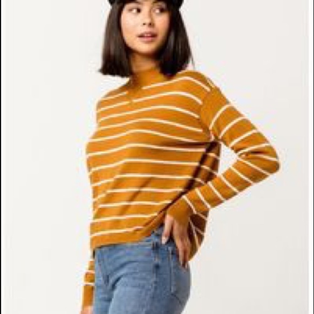 🔥 RVCA Women's Tristan Striped Sweater NWT - Picture 6 of 10